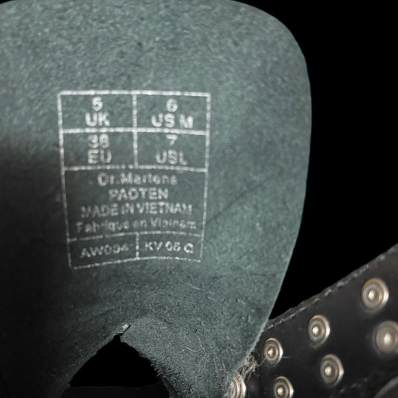 Dr Martens AirWair Boots AW004 Retro Combat - Women’s 7 / Men’s 6 - Picture 7 of 7